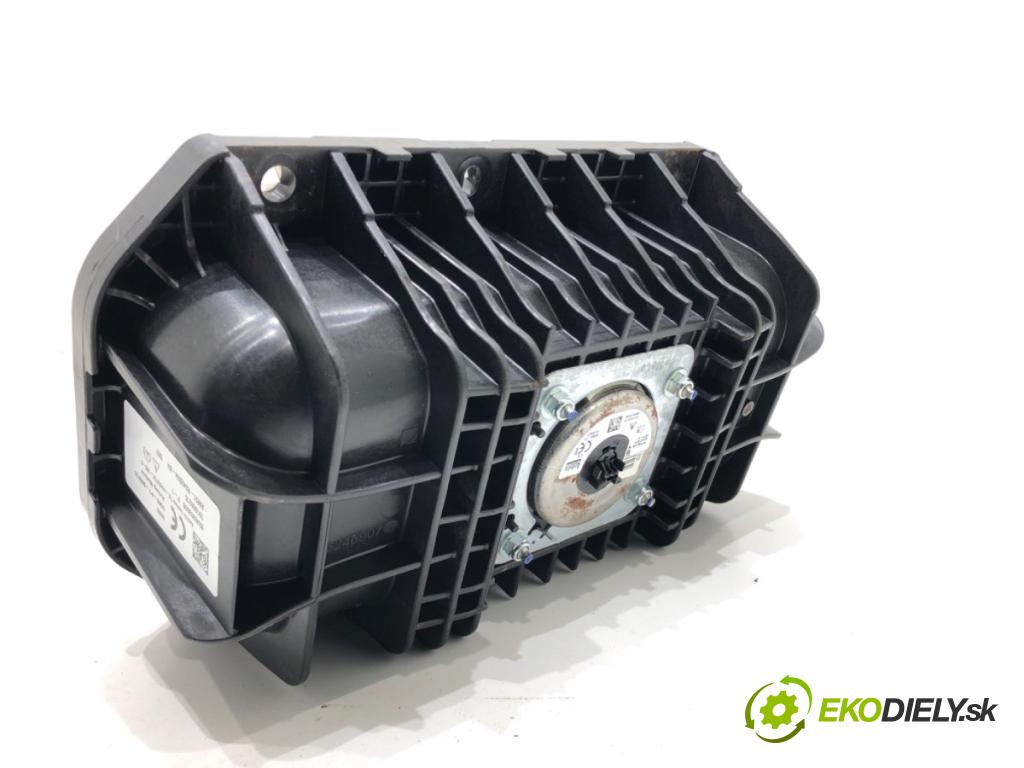 FORD KUGA II SUV 2019 110 kW 1.5 EcoBoost 1499 AirBag spolujazdca AM51-R042B84-BA (Airbag)