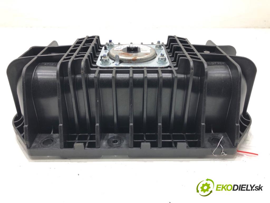 FORD KUGA II SUV 2019 110 kW 1.5 EcoBoost 1499 AirBag spolujazdca AM51-R042B84-BA (Airbag)