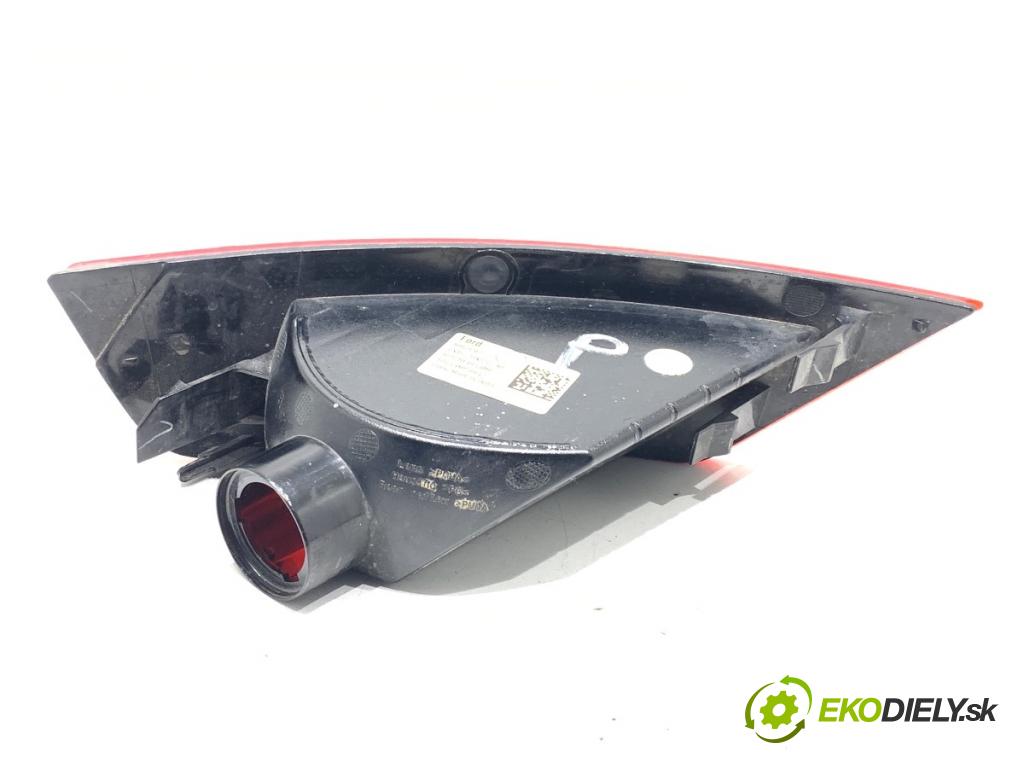 FORD KUGA II SUV 2019 110 kW 1.5 EcoBoost 1499 Svetlo nárazníka pravy zad CN15-15K272-AD