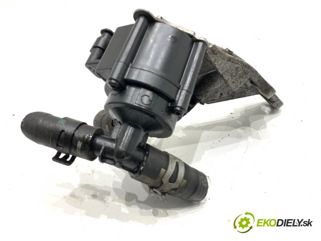 PEUGEOT 308 II liftback 2016 96 kW 1.2 THP 130 1199 DALŠÍ: Pumpa vody 9807341480 (Vodná pumpa)