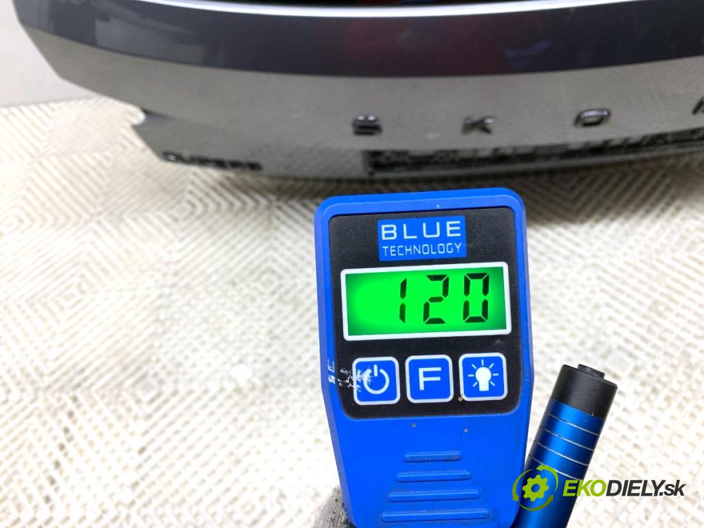 SKODA SUPERB III Kombi 2023 110 kW 2.0 TDI 1968 kapota zad LF7C