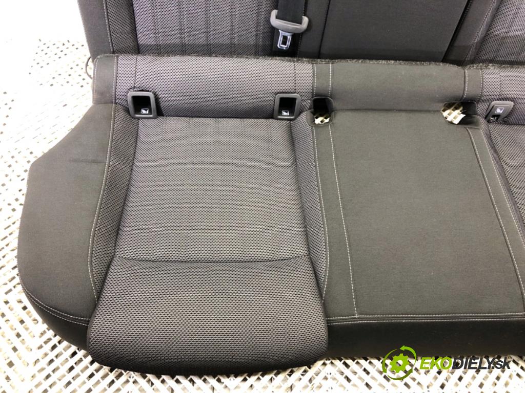 SKODA SUPERB III Kombi 2023 110 kW 2.0 TDI 1968 sedadlo druhý VLÁDA: