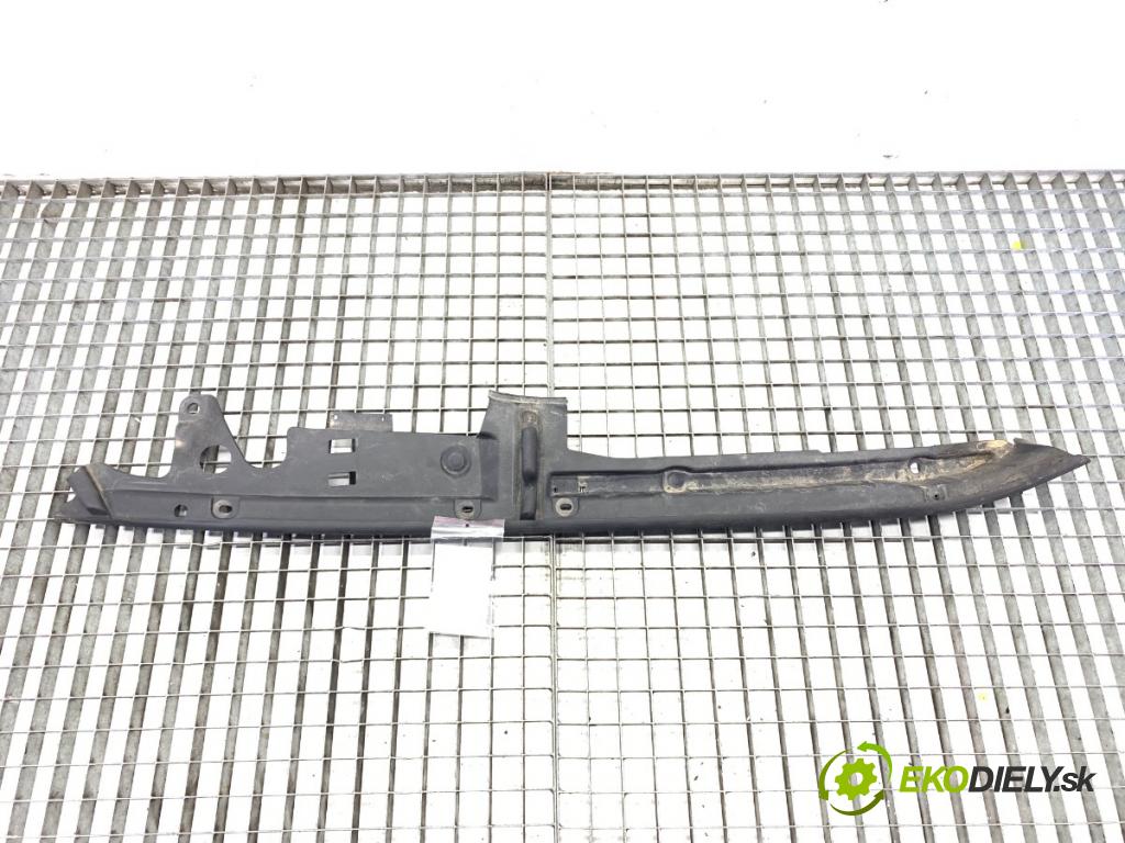 BMW G30 sedan 2021 110 kW 518 d Mild-Hybrid 1995 Násada tesnenie blatníka predný ľavá strana 7349605