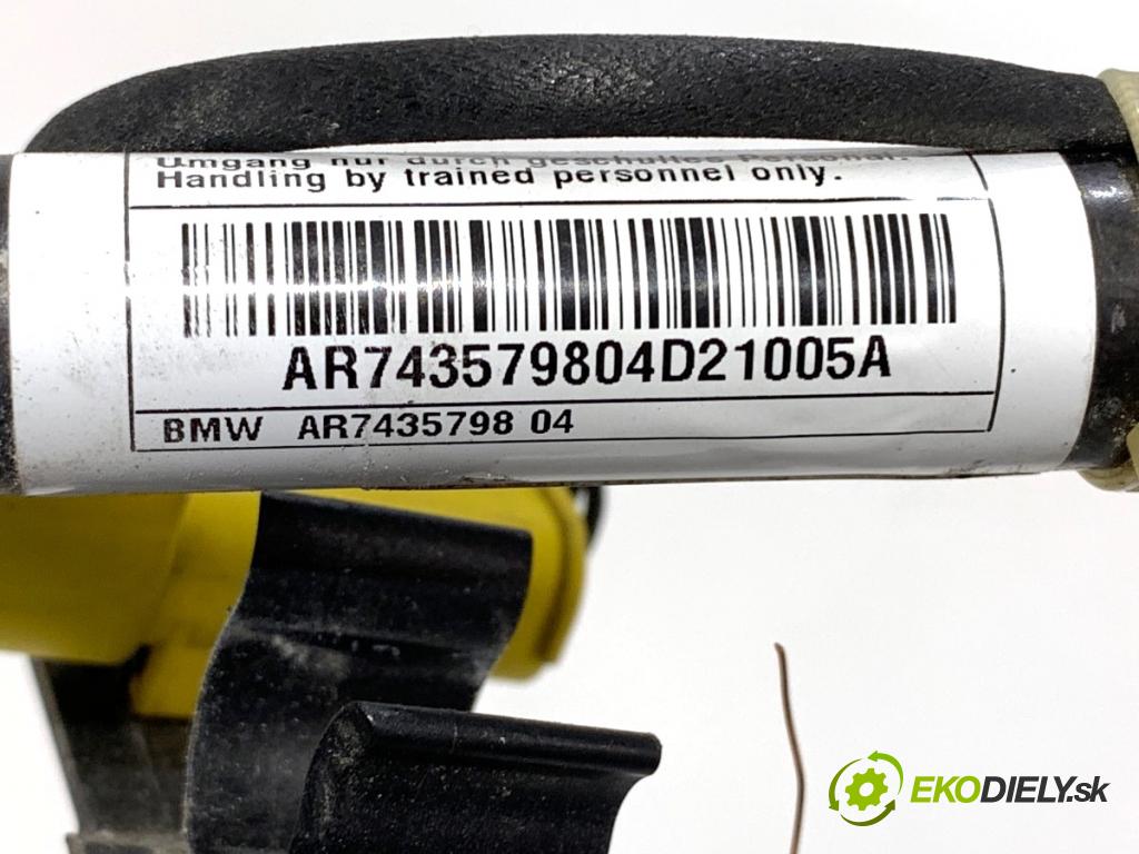BMW G30 sedan 2021 110 kW 518 d Mild-Hybrid 1995 KAZETA: PIROTECHNICKÉ: kapoty pravý 7435798