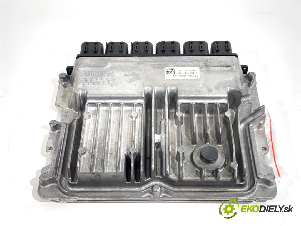 BMW G30 sedan 2021 110 kW 518 d Mild-Hybrid 1995 riadiaca jednotka Motor 5A307E2 (Riadiaca jednotka)