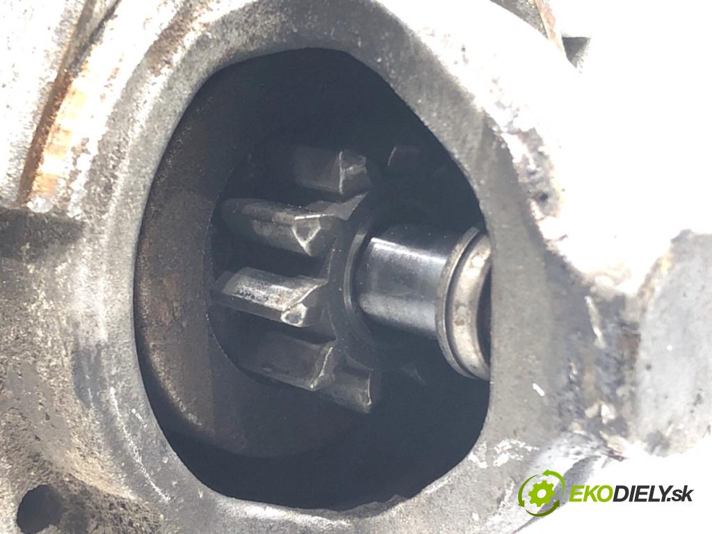 RENAULT LAGUNA III Kombi 2009 110 kW 2.0 dCi (KT01, KT08, KT09, KT0K, KT12, KT1D, KT1W) 1995 startér 8200568535E (Startér)