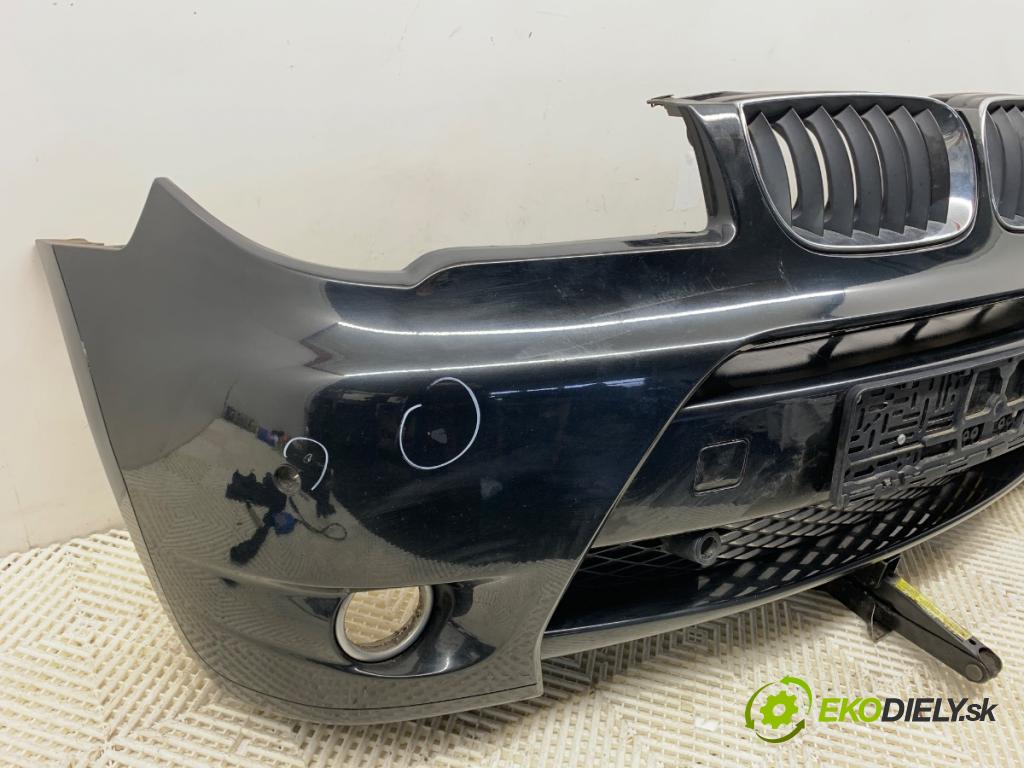BMW E83 SUV 2007 110 kW 2.0 d 1995 nárazník přední část  (Klika dveří ostatní)