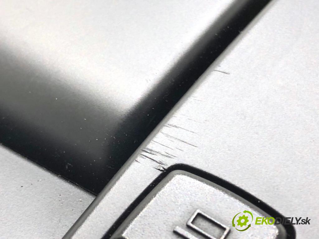 BMW E83 SUV 2007 110 kW 2.0 d 1995 Dislpej 3450620 (Prístrojová doska)