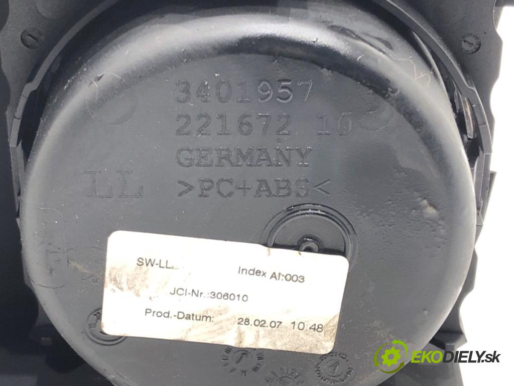 BMW E83 SUV 2007 110 kW 2.0 d 1995 Držiak na nápoje 3401957 (Držiak (úchyt) na nápoje)