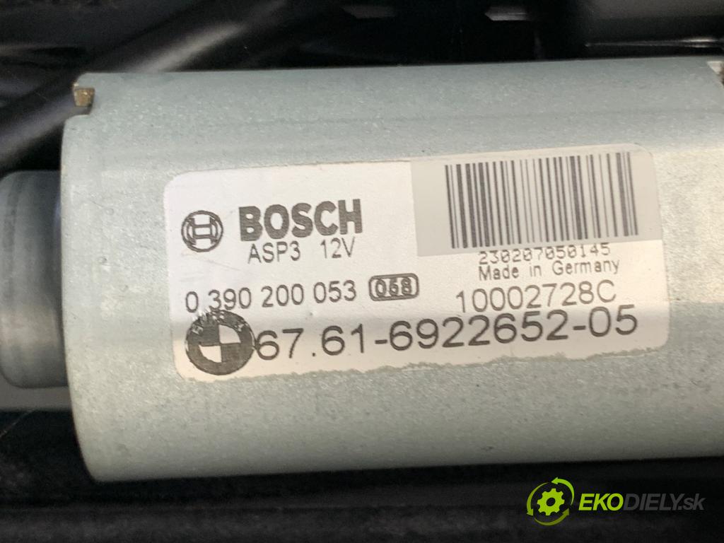 BMW E83 SUV 2007 110 kW 2.0 d 1995 střešní okno 3449359 6922652 (Sklo karoserie)