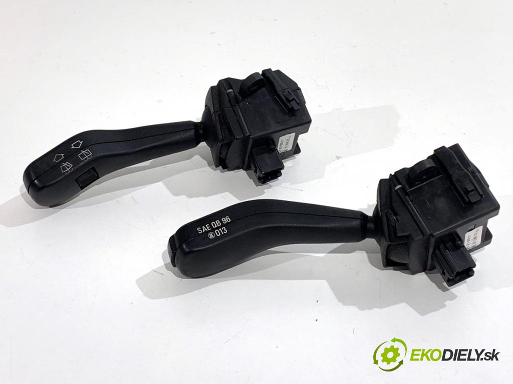 BMW E83 SUV 2007 110 kW 2.0 d 1995 Prepínač kombinovaný 8363669 (Prepínacie páčky pod volantom)