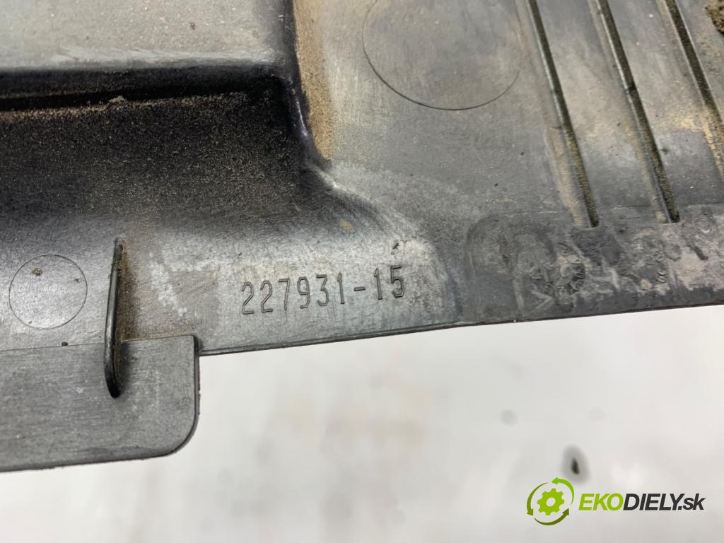 BMW E83 SUV 2007 110 kW 2.0 d 1995 Kryt Motor  (Kryt motora)