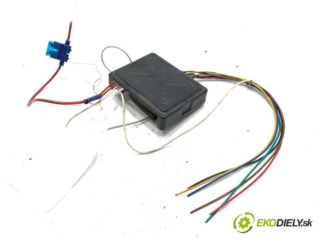 BMW E83 SUV 2007 110 kW 2.0 d 1995 Modul ťažného oka  (Riadiaca jednotka ostatné)