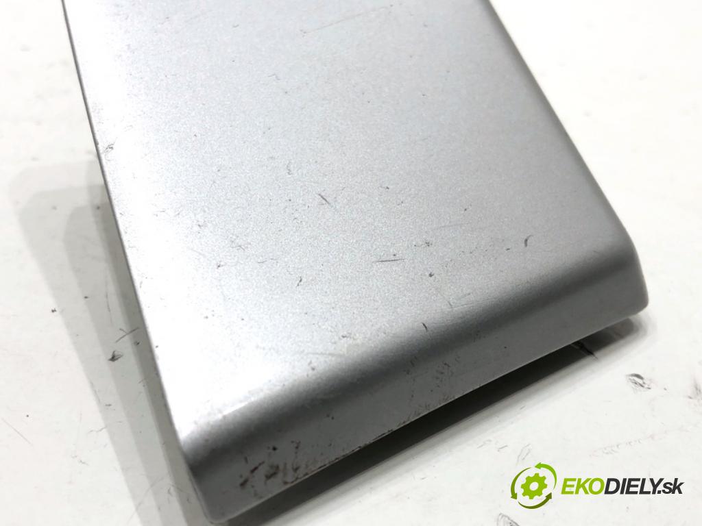 BMW E83 SUV 2007 110 kW 2.0 d 1995 lišty kryt 1222764 (Lišta)