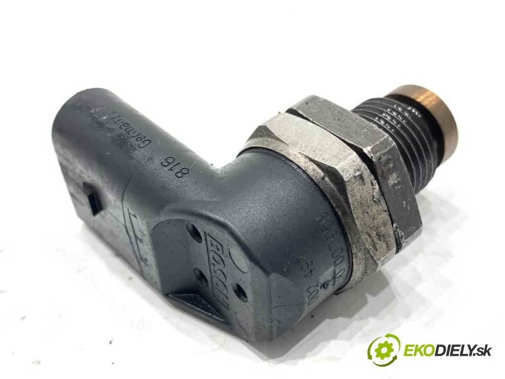 BMW E83 SUV 2007 110 kW 2.0 d 1995 Snímač tlaku paliva 0281002497 (Snímač)