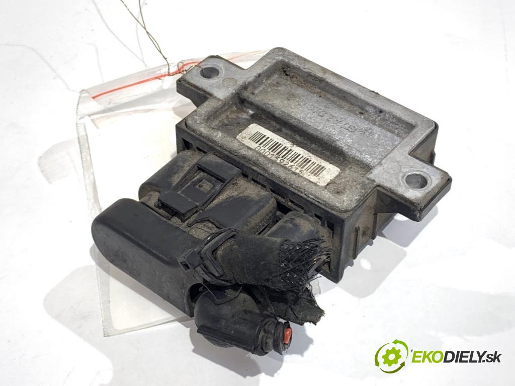 BMW E83 SUV 2007 110 kW 2.0 d 1995 relé sviečok žhavenia 7786821 (Relé)