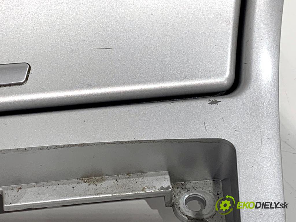 BMW E83 SUV 2007 110 kW 2.0 d 1995 Lišta Rámček Priehradka, kastlík TUNEL: STŘEDNÍ: 3411706