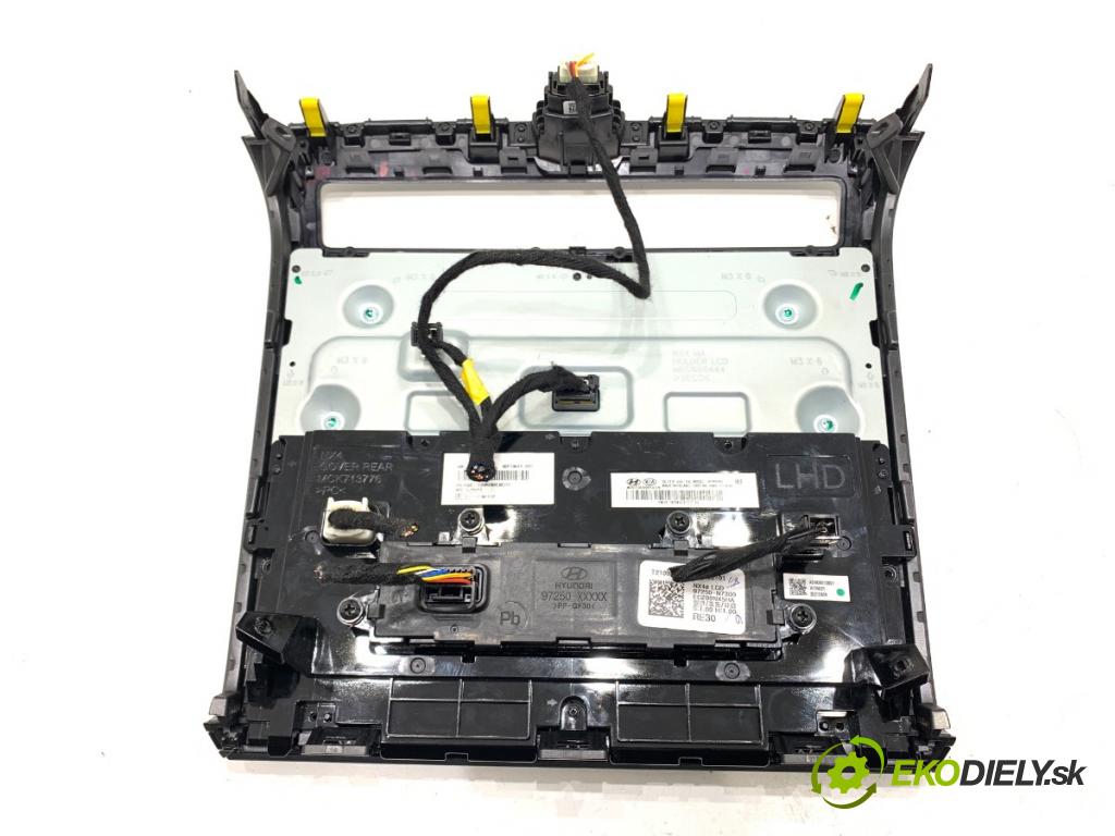 HYUNDAI TUCSON SUV 2021 132 kW 1.6 T-GDI HTRAC 1598 Dislpej 96525-CZ100 (Prístrojová doska)