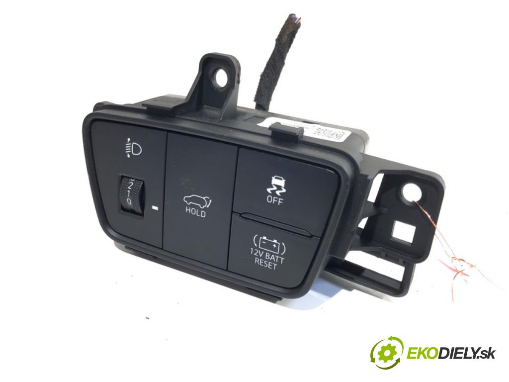 HYUNDAI TUCSON SUV 2021 132 kW 1.6 T-GDI HTRAC 1598 Prepínač nastavenia svetiel 93750-CZ000 (Prepínacie páčky pod volantom)