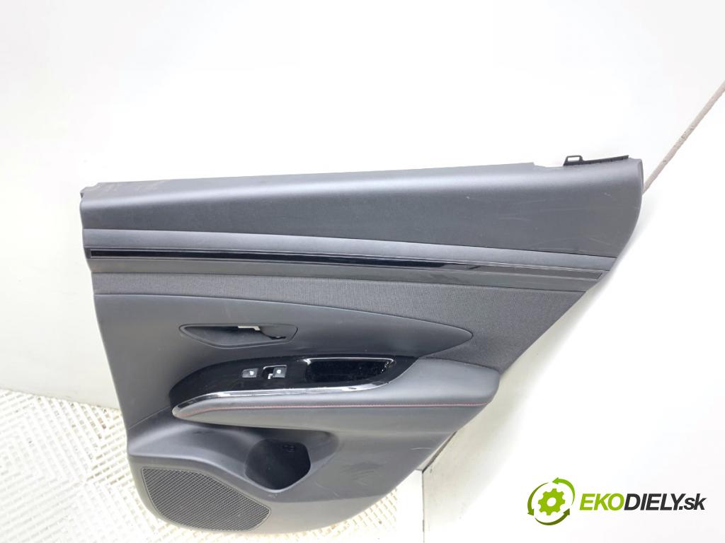 HYUNDAI TUCSON SUV 2021 132 kW 1.6 T-GDI HTRAC 1598 čalúnenie Dvere pravy zad