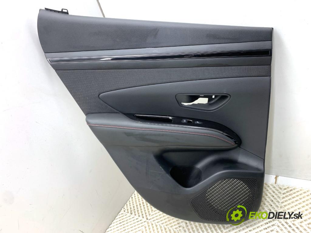 HYUNDAI TUCSON SUV 2021 132 kW 1.6 T-GDI HTRAC 1598 ča dveře levý zadní část 