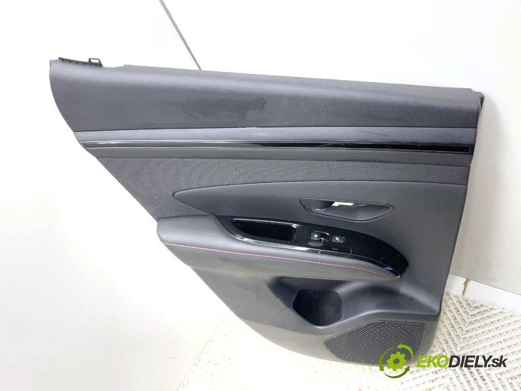 HYUNDAI TUCSON SUV 2021 132 kW 1.6 T-GDI HTRAC 1598 čalúnenie Dvere ľavy zad
