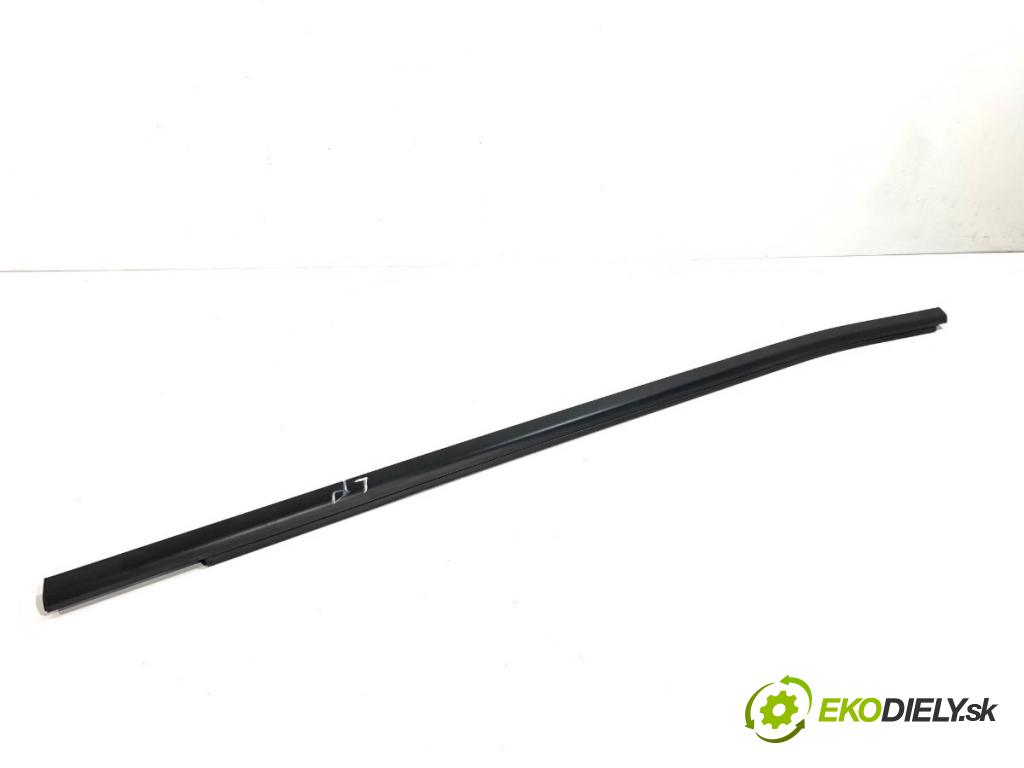 HYUNDAI TUCSON SUV 2021 132 kW 1.6 T-GDI HTRAC 1598 Lišta Sbírání: predný ľavy 