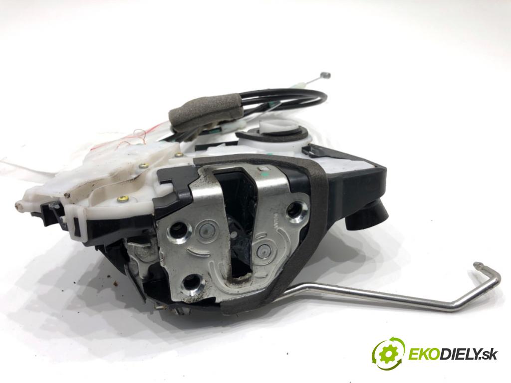 HONDA HR-V SUV 2017 96 kW 1.5 (RU1) 1498 zámok dveře pravý přední část M85-11110M2