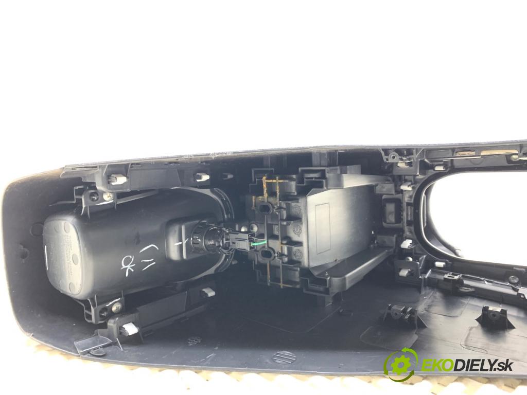 HONDA HR-V SUV 2017 96 kW 1.5 (RU1) 1498 Tunel středový 83405-T7WA010-21 (Středový tunel)