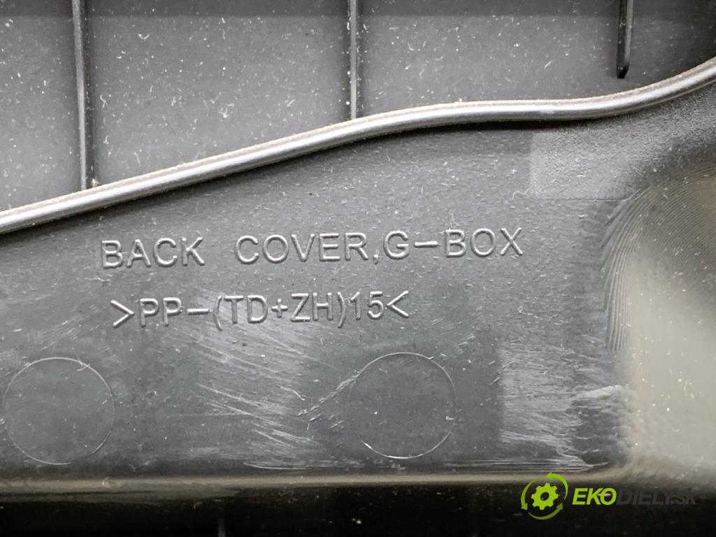 HONDA HR-V SUV 2017 96 kW 1.5 (RU1) 1498 přihrádka kastlík spolujezdce C222-5211-200 (Přihrádka (kastlík))