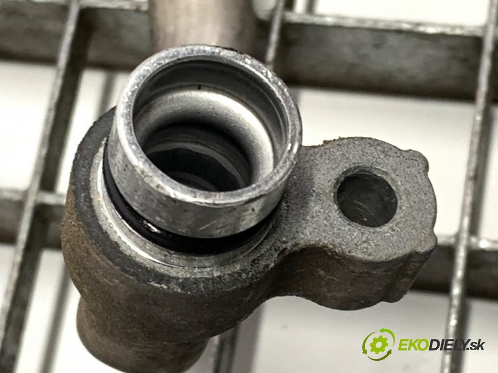 HONDA HR-V SUV 2017 96 kW 1.5 (RU1) 1498 rúrka klimatizace  (Trubka klimatizace)