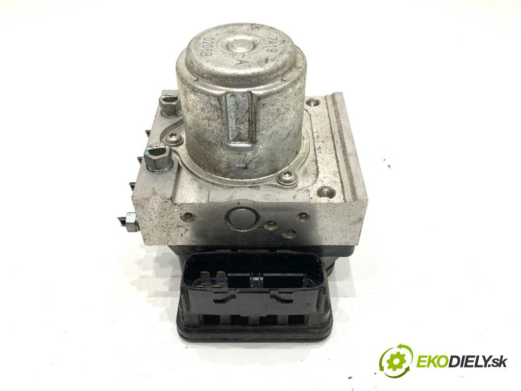 HONDA HR-V SUV 2017 96 kW 1.5 (RU1) 1498 pumpa ABS 7SBJP (Pumpa ABS)