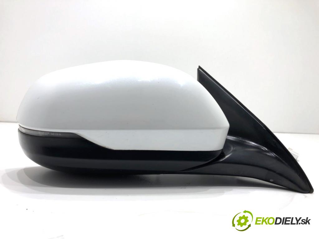 HONDA HR-V SUV 2017 96 kW 1.5 (RU1) 1498 zpětné zrcátko pravý