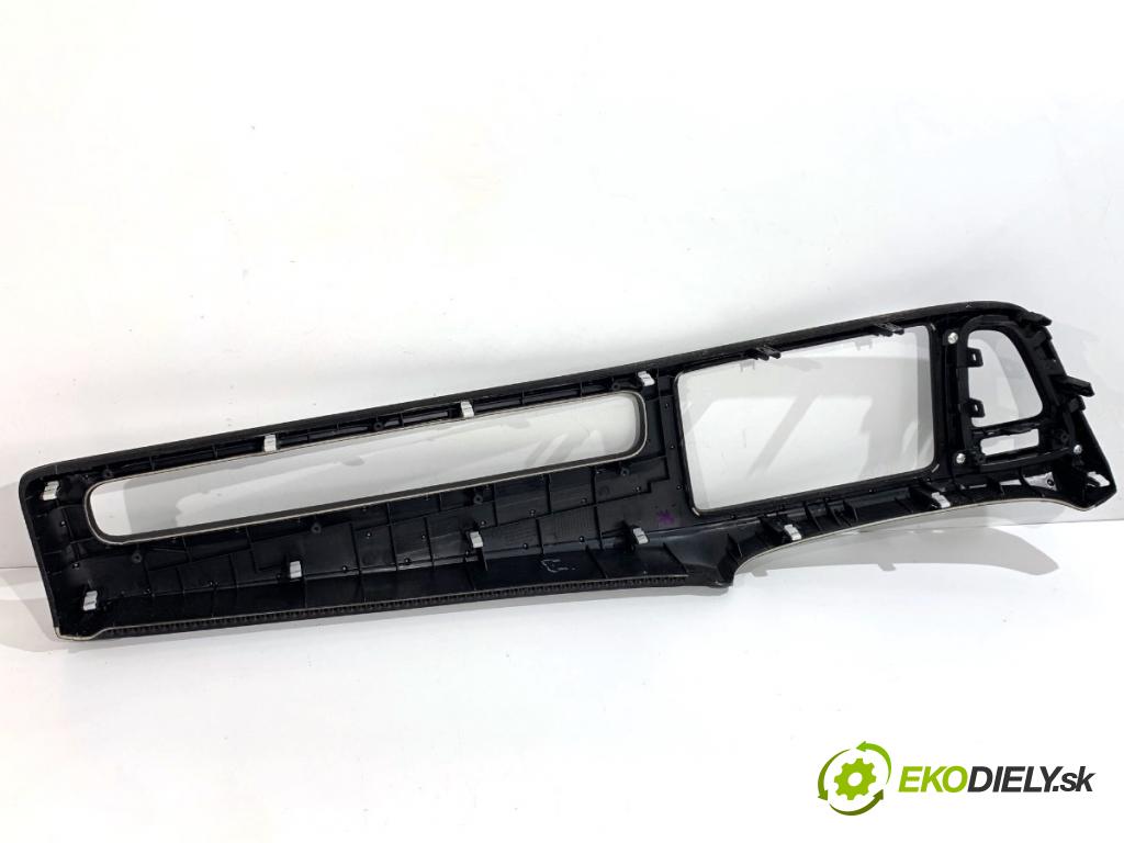 HONDA HR-V SUV 2017 96 kW 1.5 (RU1) 1498 lišty kryt  (Lišta)