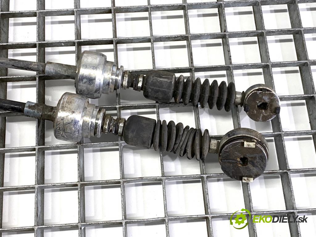 HONDA HR-V SUV 2017 96 kW 1.5 (RU1) 1498 Kulisa  (Rýchlostná páka (kulisa))