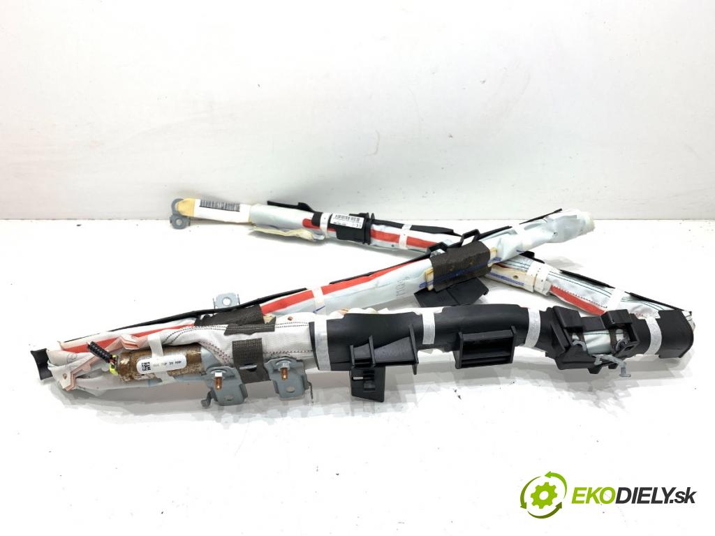 HONDA HR-V SUV 2017 96 kW 1.5 (RU1) 1498 stropní pravý 