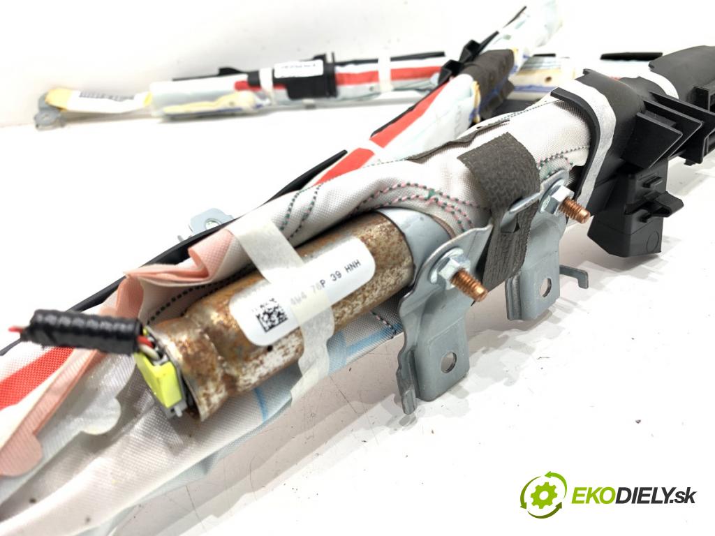 HONDA HR-V SUV 2017 96 kW 1.5 (RU1) 1498 stropní pravý