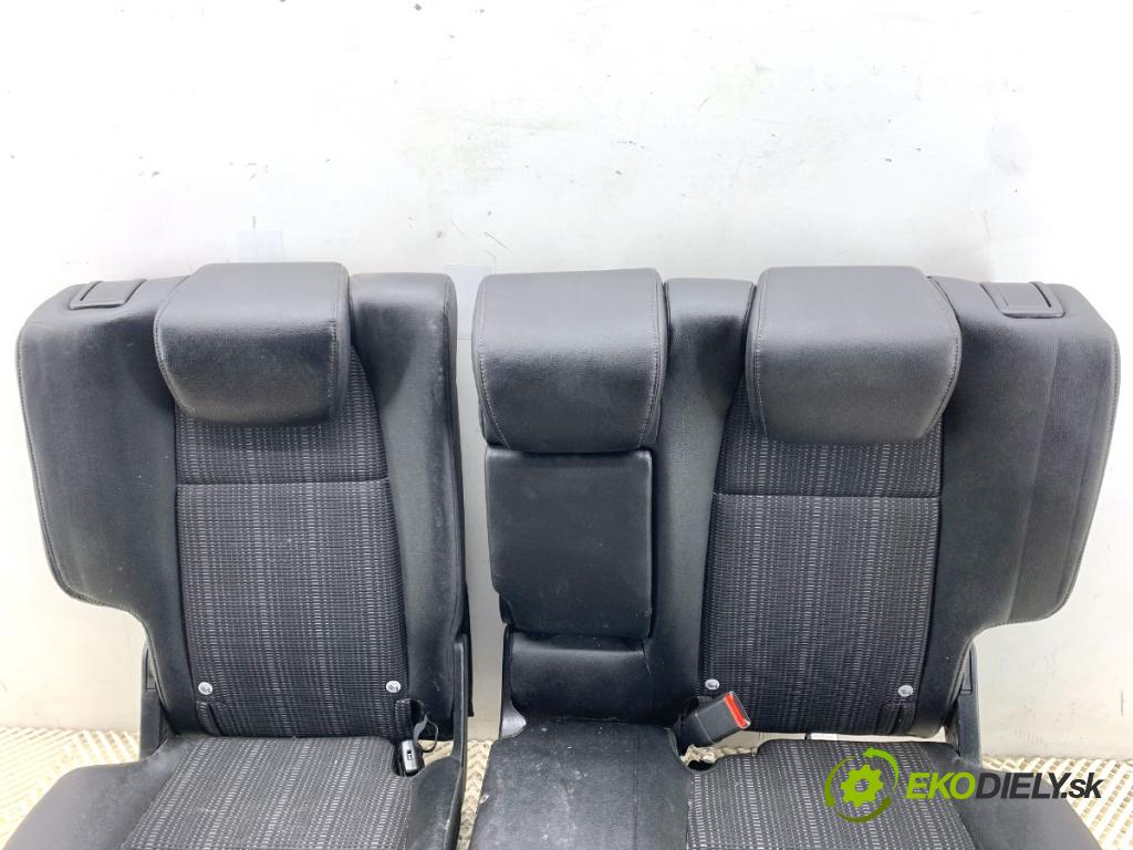 HONDA HR-V SUV 2017 96 kW 1.5 (RU1) 1498 Sedadlo druhý rad