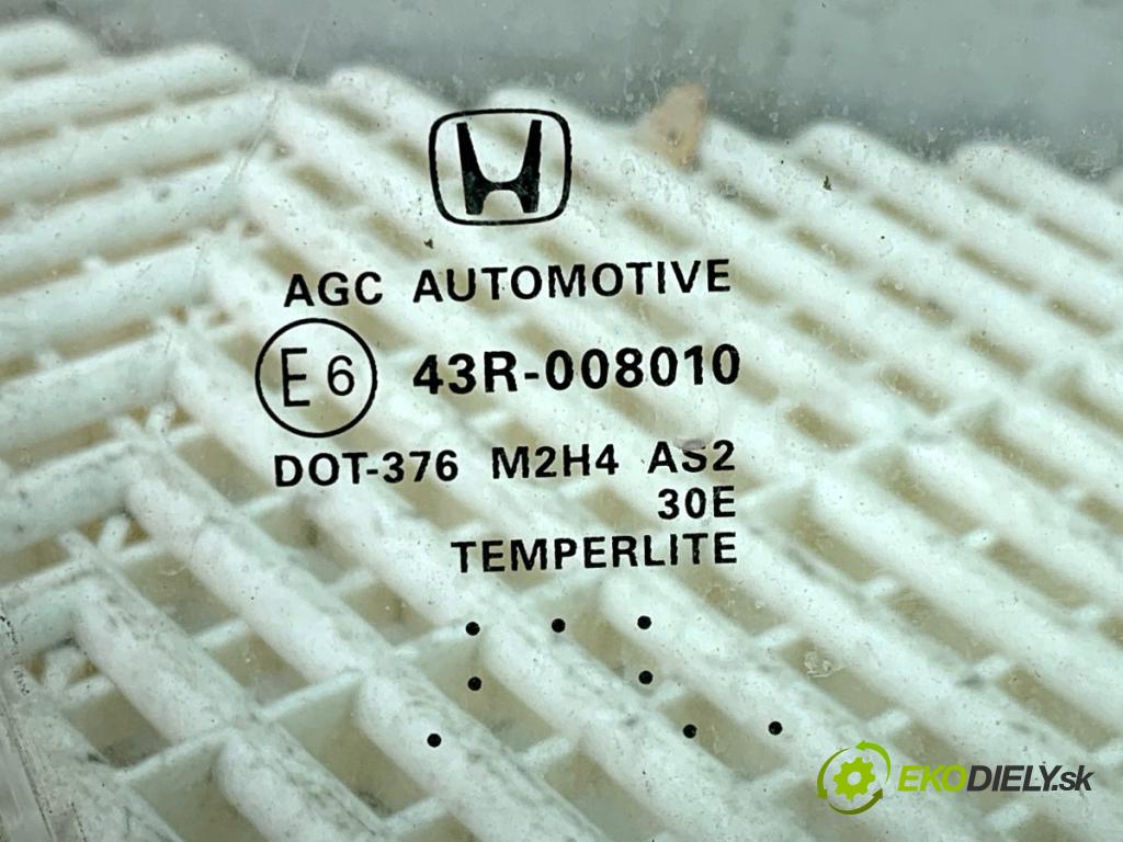 HONDA HR-V SUV 2017 96 kW 1.5 (RU1) 1498 okno pravý přední část