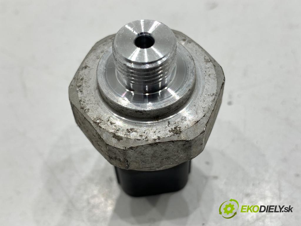 HONDA HR-V SUV 2017 96 kW 1.5 (RU1) 1498 Snímač klimatizácie 499000-8400 (Snímač klimatizácie)