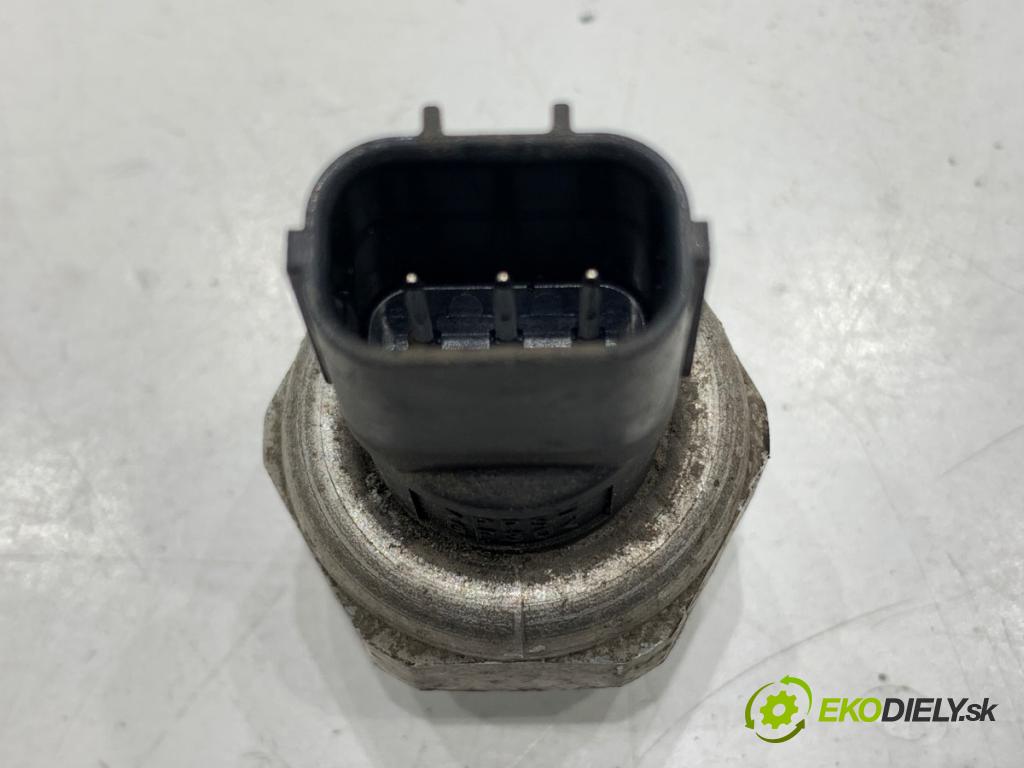 HONDA HR-V SUV 2017 96 kW 1.5 (RU1) 1498 Snímač klimatizácie 499000-8400 (Snímač klimatizácie)