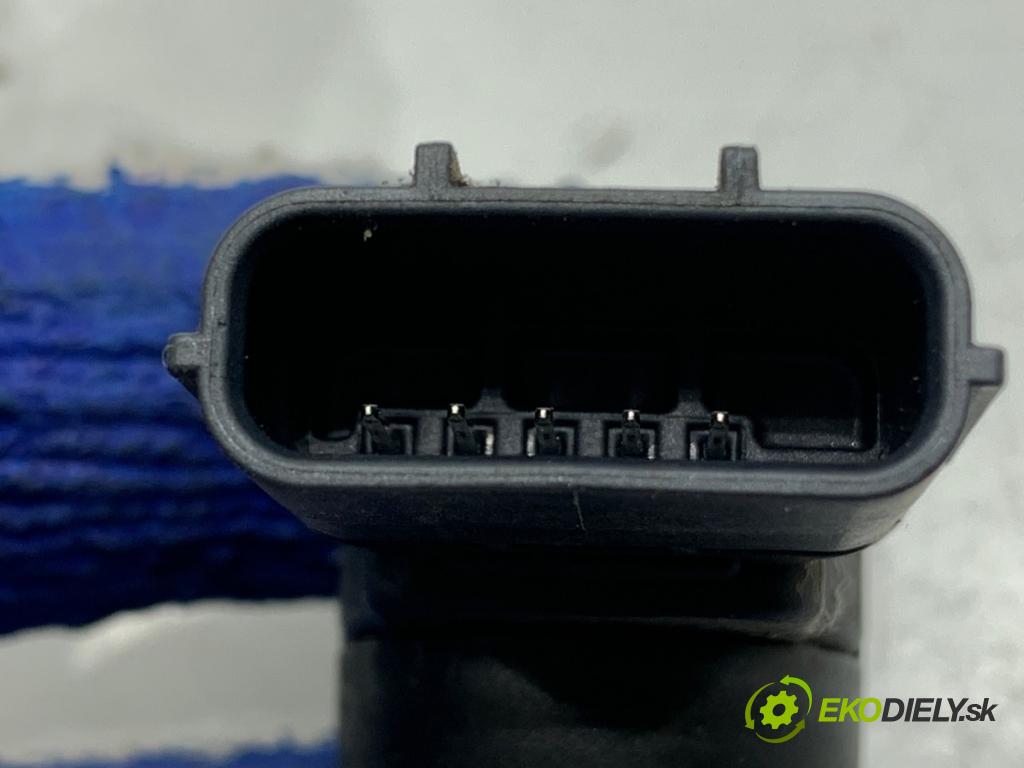 HONDA HR-V SUV 2017 96 kW 1.5 (RU1) 1498 snímač PDC 0263033698