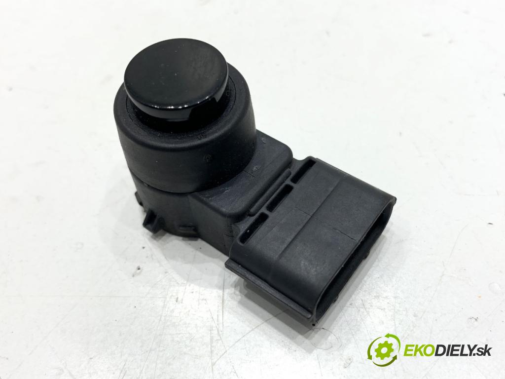 HONDA HR-V SUV 2017 96 kW 1.5 (RU1) 1498 snímač PDC 0263033699