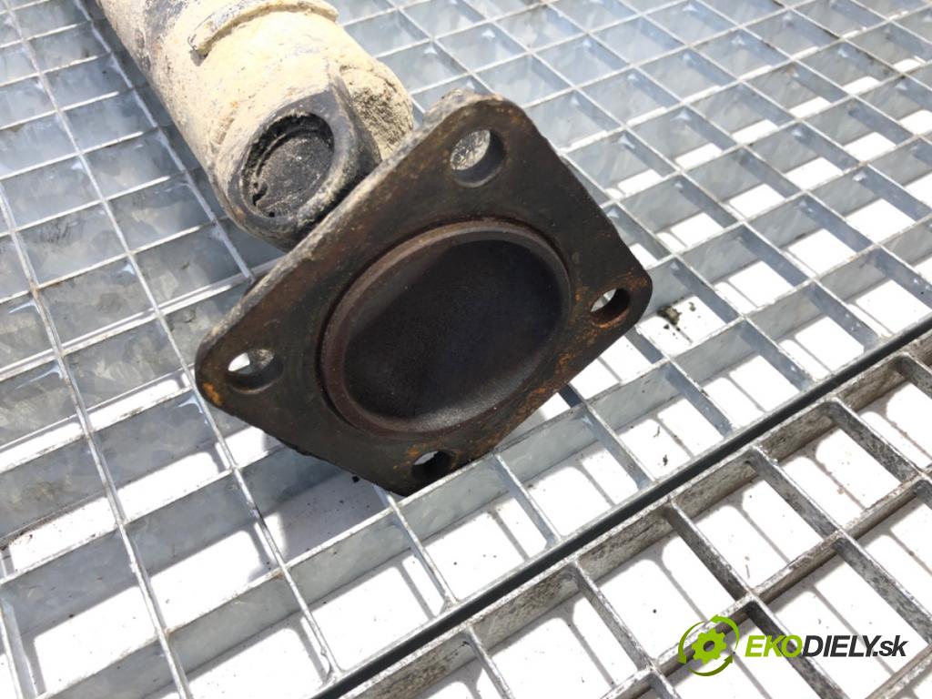 NISSAN TERRANO samochód terenowy zamknięty 1994 73 kW 2.7 TD 4WD 2664 Kardaň, hriadeľ hnací zad  (Kardaňový hriadeľ)