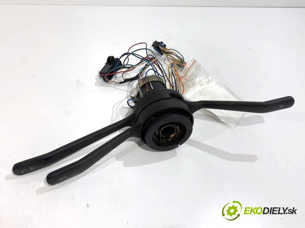 DAEWOO LUBLIN II Autobus 1999 64 kW 2.4 TD 2417 Prepínač kombinovaný  (Prepínacie páčky pod volantom)