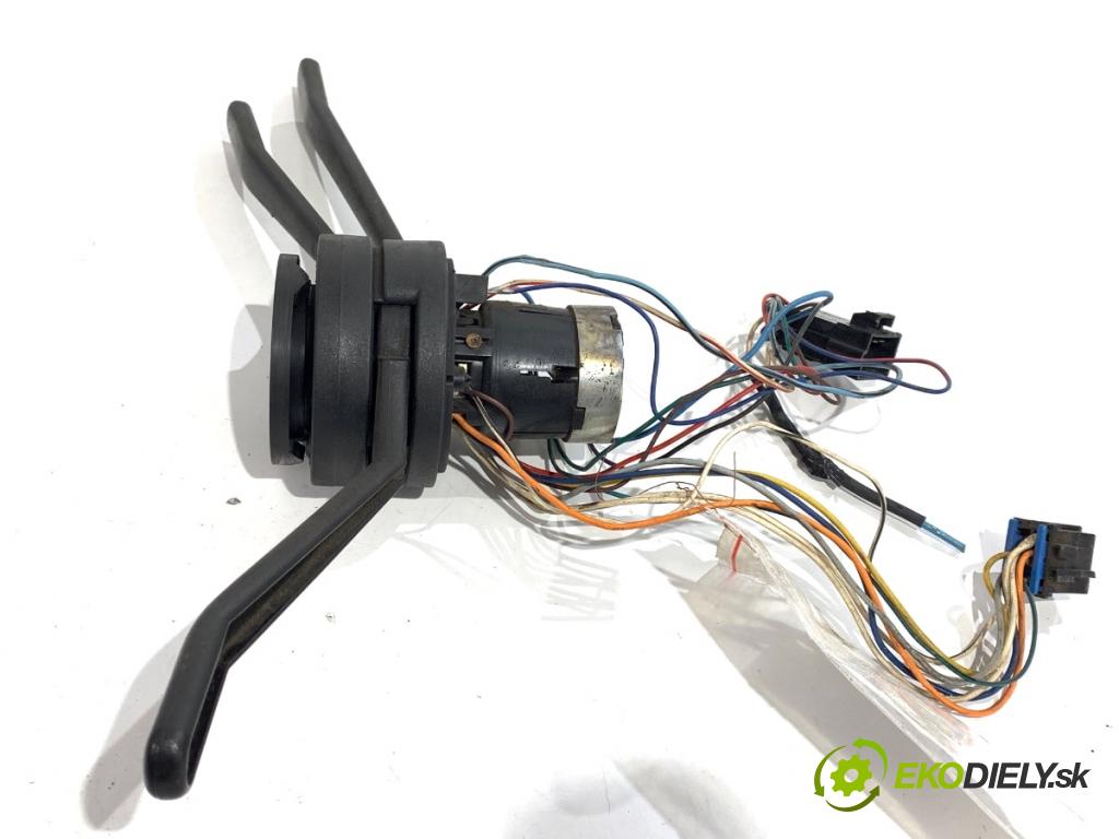 DAEWOO LUBLIN II Autobus 1999 64 kW 2.4 TD 2417 Prepínač kombinovaný  (Prepínacie páčky pod volantom)