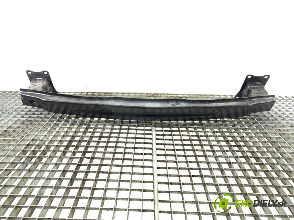 SEAT LEON III liftback 2018 96 kW 1.5 TSI 1495 výztuha nárazníka zadní část  (Zadní výztuha)