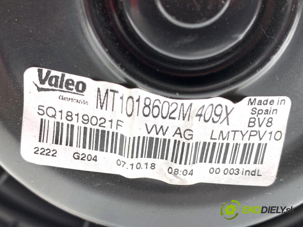 SEAT LEON III liftback 2018 96 kW 1.5 TSI 1495 ventilátor kúrenia 5Q1819021F
