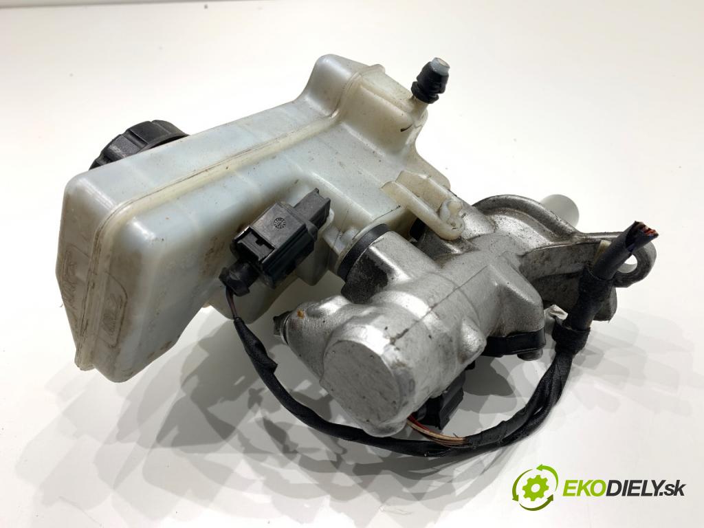 SEAT LEON III liftback 2018 96 kW 1.5 TSI 1495 Pumpa brzdová 5Q1611301D (Posilňovač bŕzd)