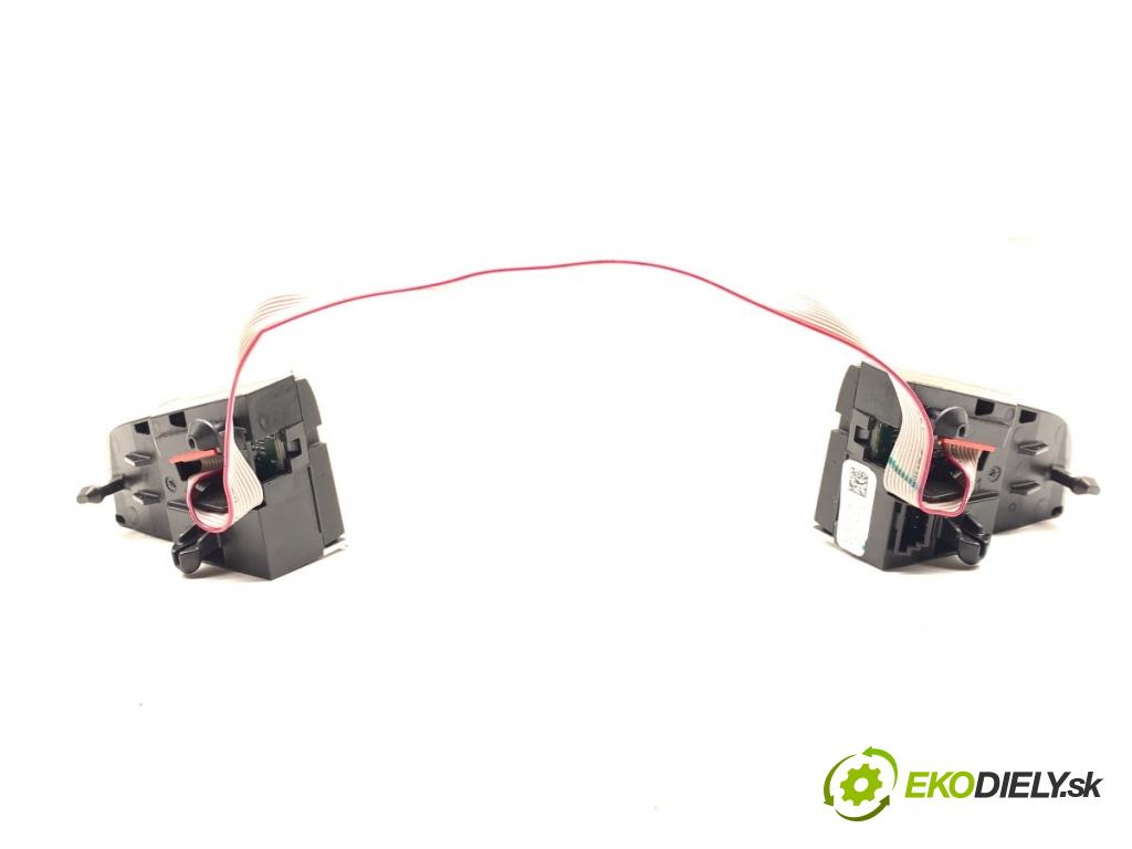 SEAT LEON III liftback 2018 96 kW 1.5 TSI 1495 SPÍNAČE: volantu 5F0919719E